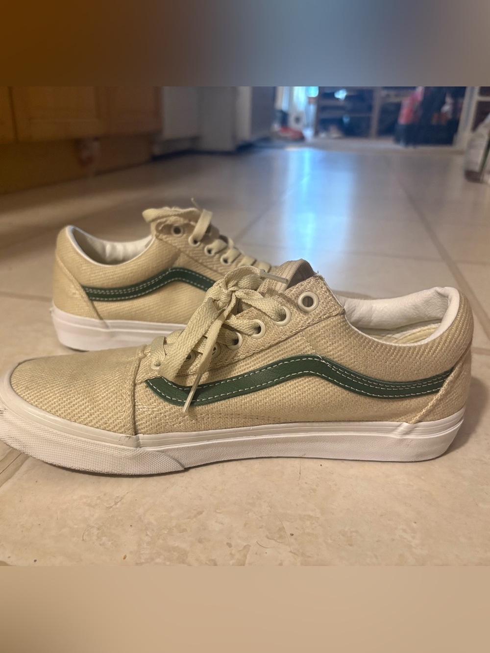 Vans Canvas Skate Shoe in Beige with Green Accent women’s 9 men’s 7.5 - Picture 3 of 5